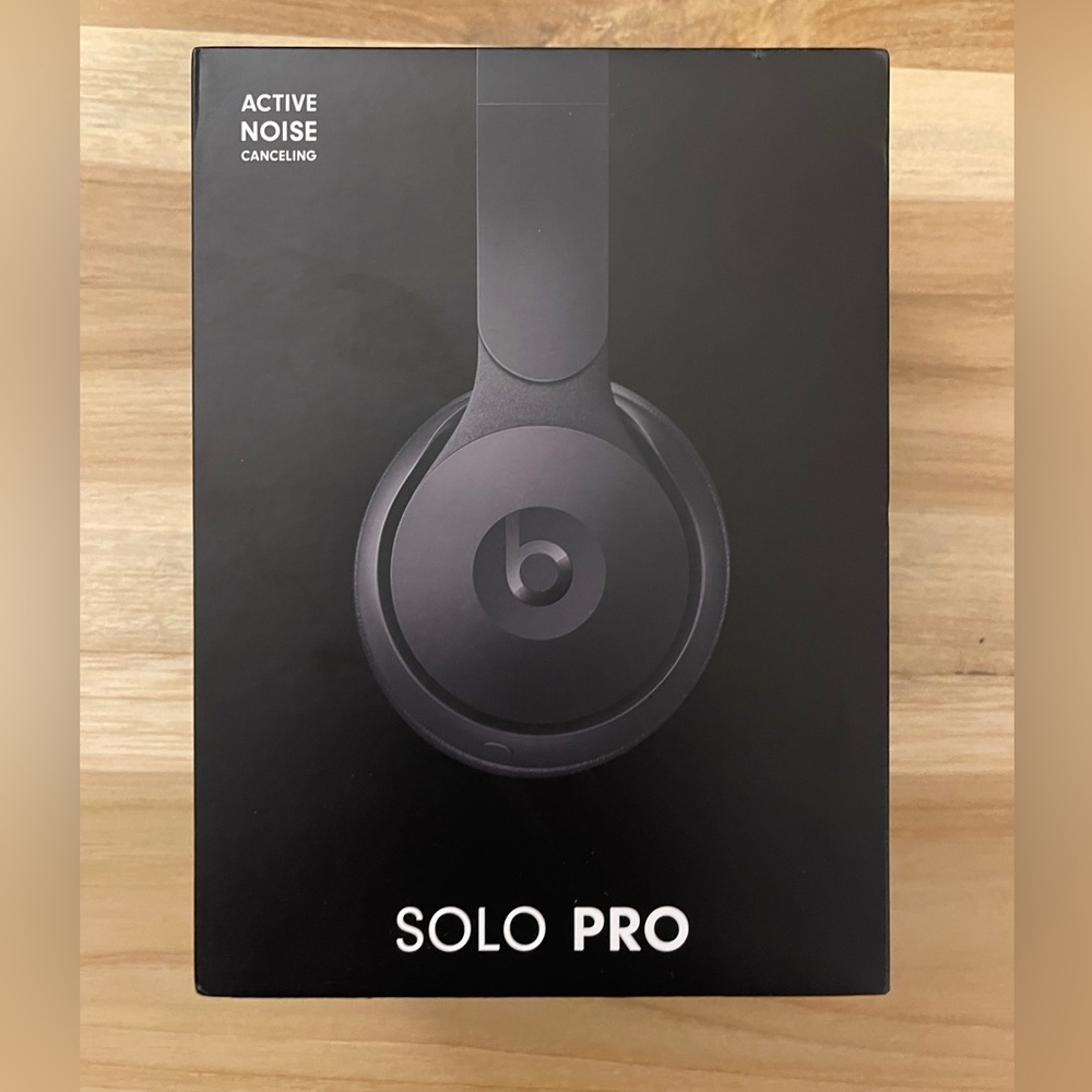 Beats Solo Pro